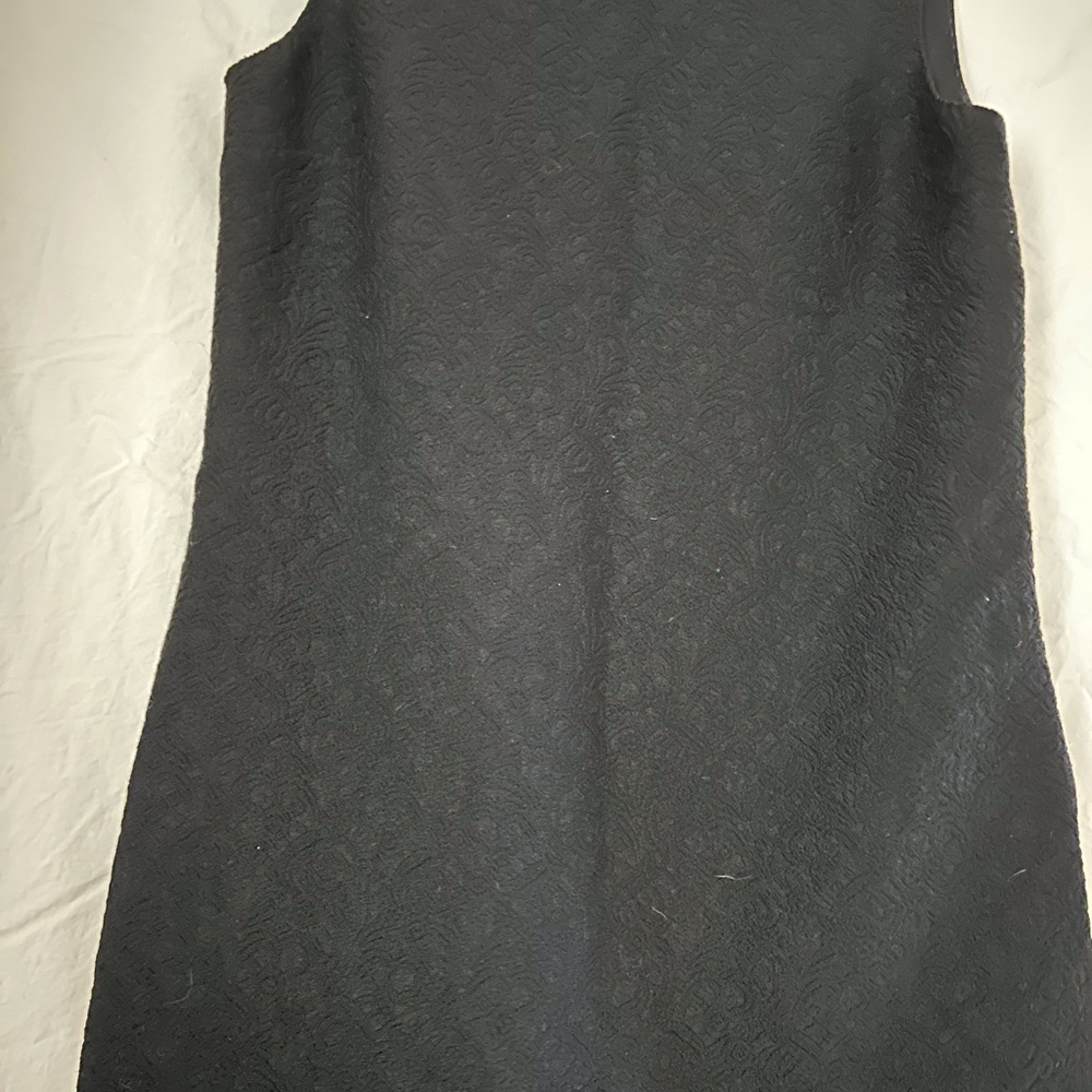 Dress - Picture 9 of 9